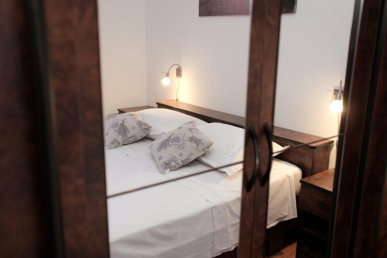 Apartman Tone Τρογκίρ Εξωτερικό φωτογραφία